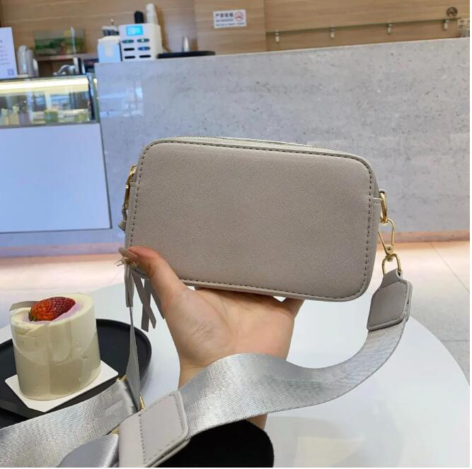 Top quality Luxurys Camera Bag Designer Handbags Women Wide Shoulder Straps Shoulders Bags Wallet Brand Cross body FlapAAA