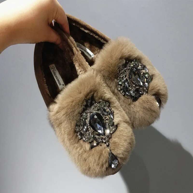 Thicken Fur Brand Snow Loafers 2019 Popular Plush Female Shoes Warm Big Crystal Flexible Peas Oxfords Korean Ballet Flats