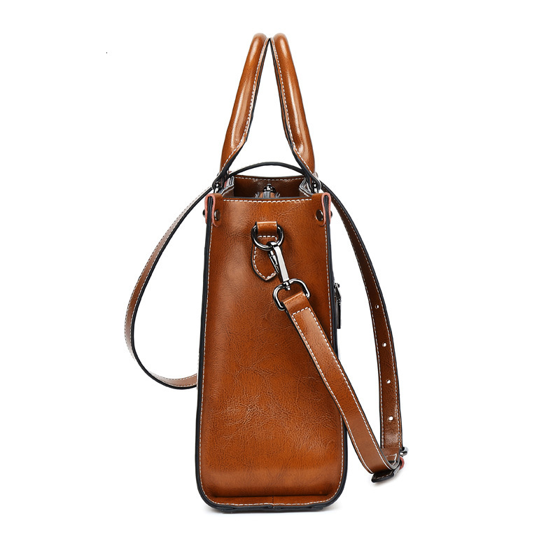 2025 New Oil Wax Spliced Genuine Leather Women's Designer Handbag Style Cowhide Versatile Handheld One Shoulder Crossbody Bag