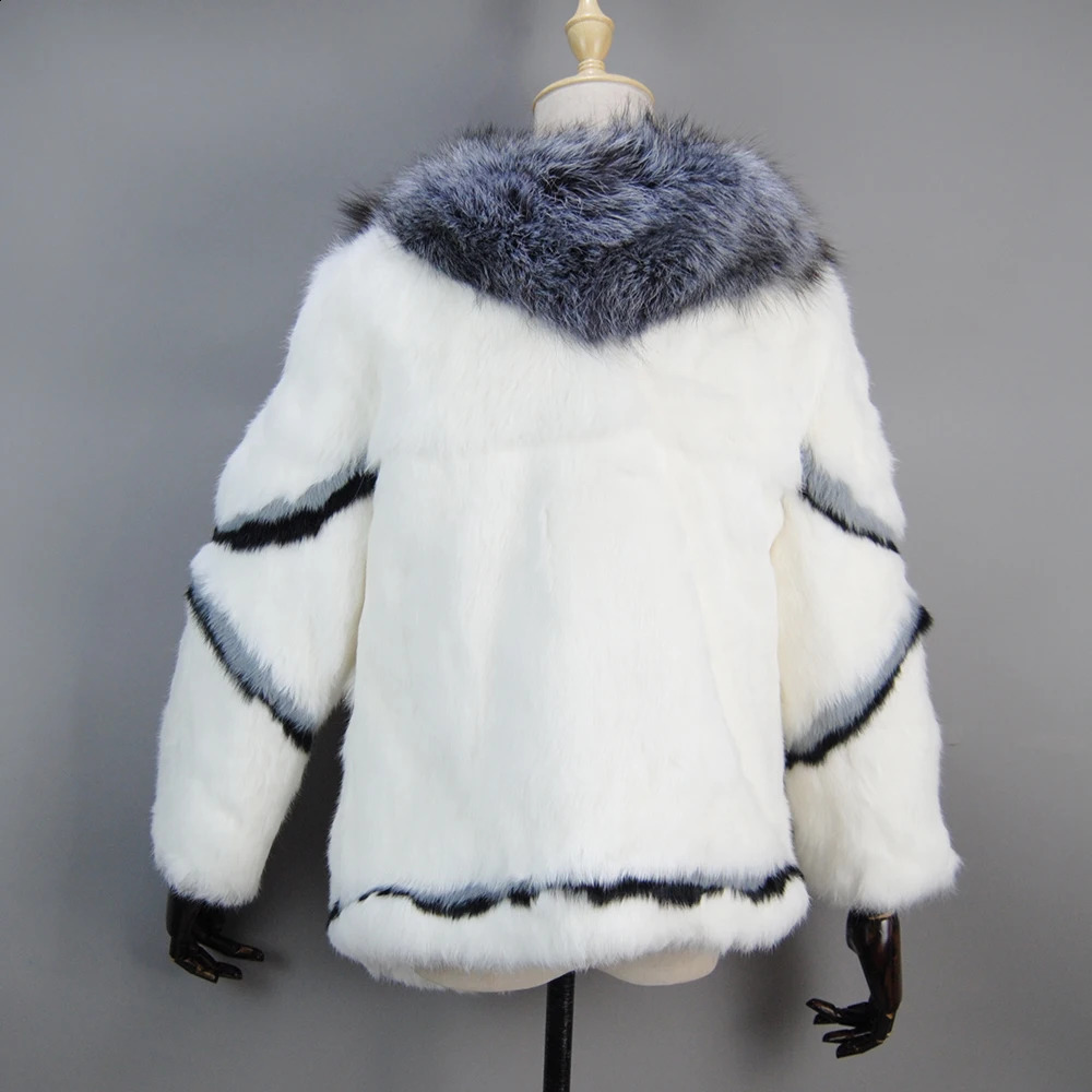 Arrival Fashion Women Winter 100 Real Full Pelt Rabbit Fur Coat with Collar 250107
