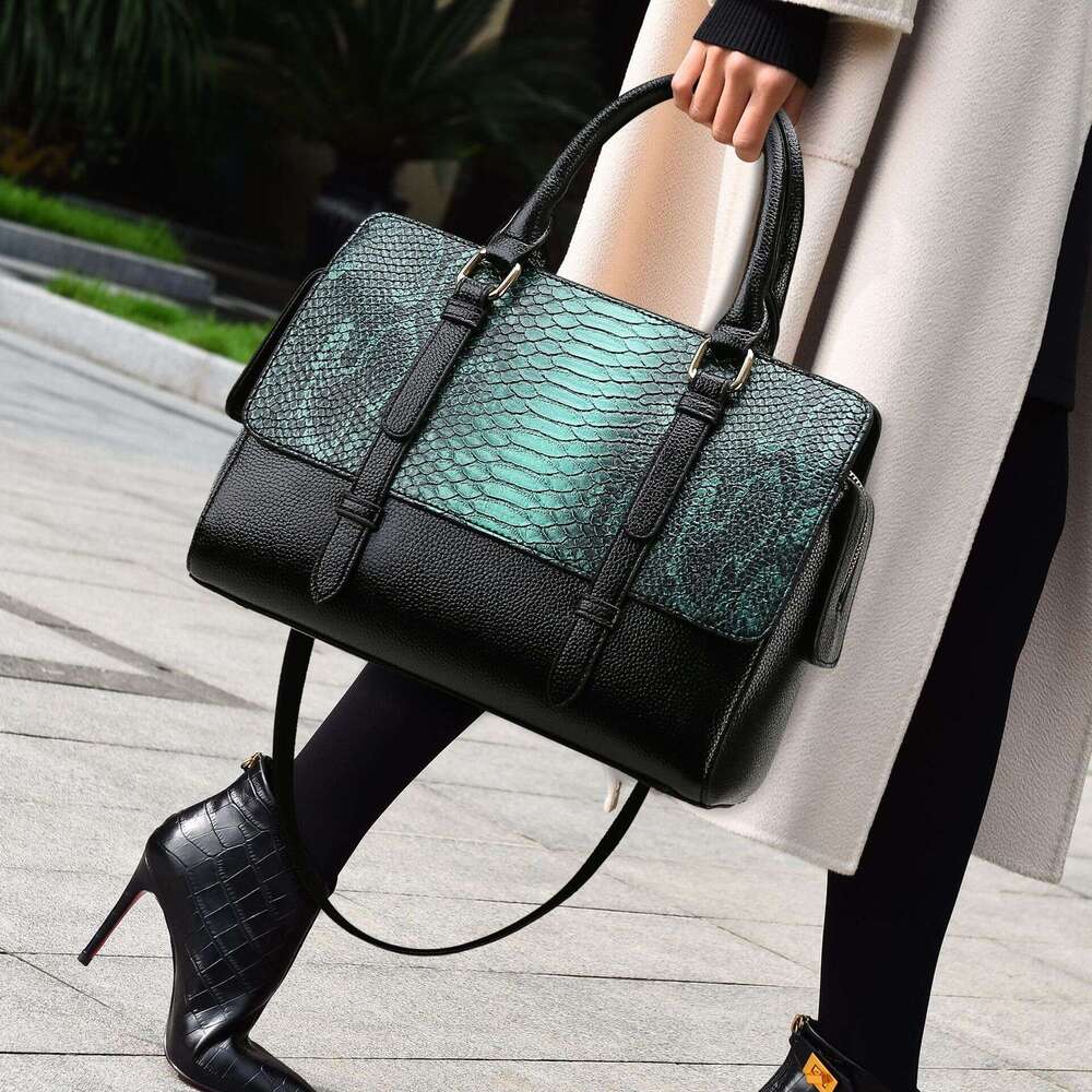 Women's Bags handbag Handbag, high-end snake pattern women's fashionable commuting middle-aged mother's large capacity tote bag, single