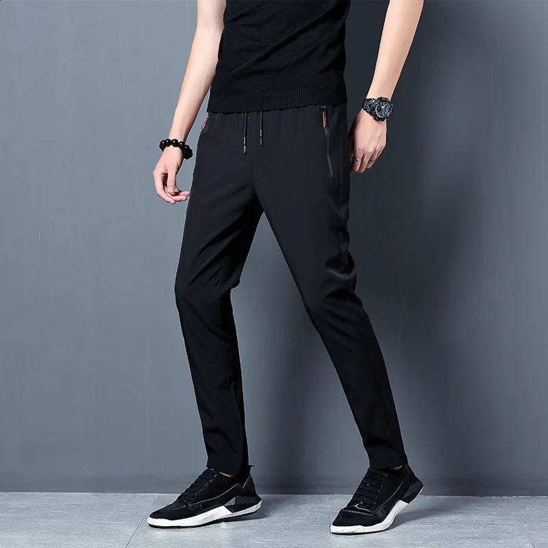 2024 MenS Korean Fashion Casual Summer Thin Quick Drying Ice Silk Straight Pants Loose Sports 9Point Trousers Boy 250110