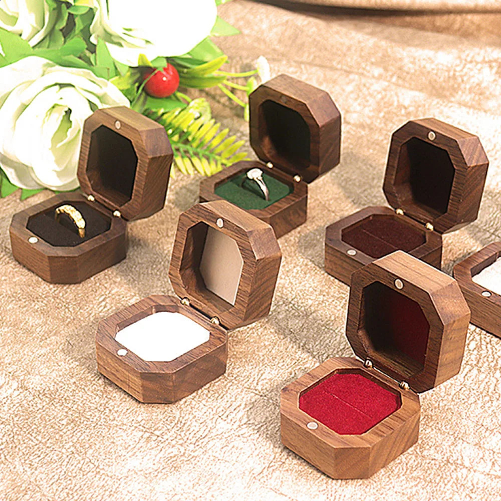 Vintage American Black Walnut Solid Wood Jewelry Box Chinese Style Portable Wooden Ring Box Square Ring 250106