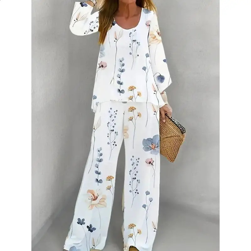 Fashion Selling Plus Size Casual Outfit Set Womens Floral Print Long Sleeved Round Neck Top and Pants Twopiece 250106
