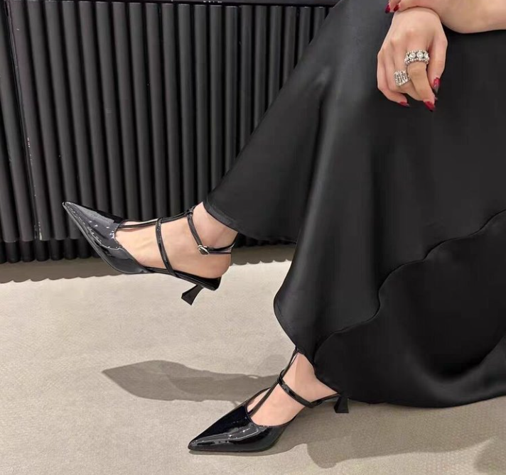 Women Sandals Fashion Simple Design Pointed Toe Sexy Style Outdoor Wear hot High Heel Triple Black White Nude Free shipping