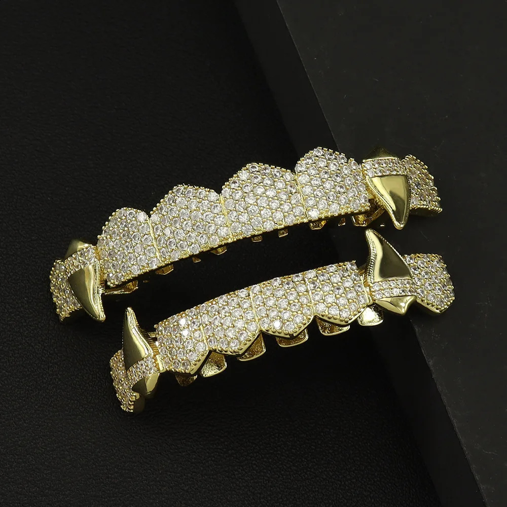 Iced Out CZ Stones Teeth Caps Cubic Zircon Micro Pave Top Bottom Charm Grills Set For Men Women Hip Hop Jewelry Gift 250107