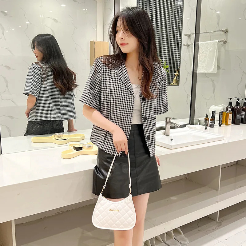Women Soft Faux Ladies Crossbody Bag Underarm Bag Retro Handbag Fashion n Girls Small Shoulder Bags 250106
