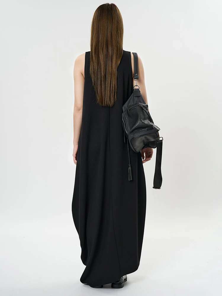 Women Black Brief Irregular Shaped Pocket Long Elegant Dress New V-Neck Sleeveless Fashion Tide Spring Autumn 2025 1Dh9419