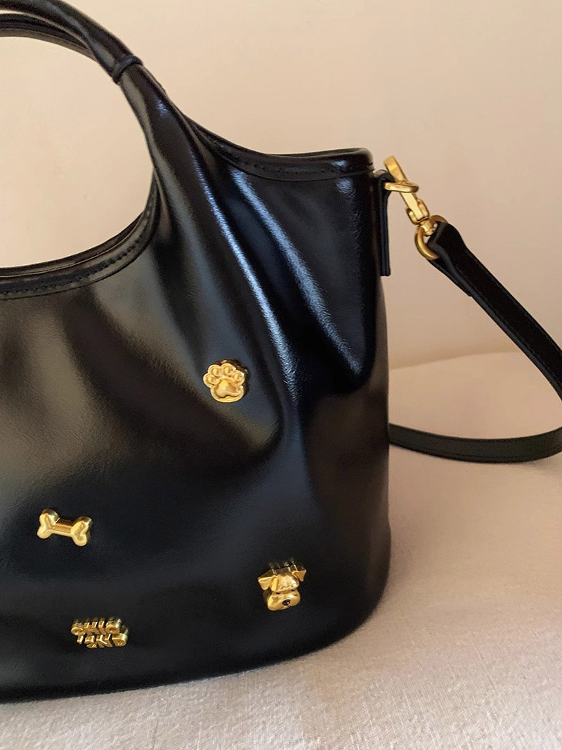 High-End Ladies' Tote Bag - Ideal for Handheld, Overhead Carry & Crossbody Use