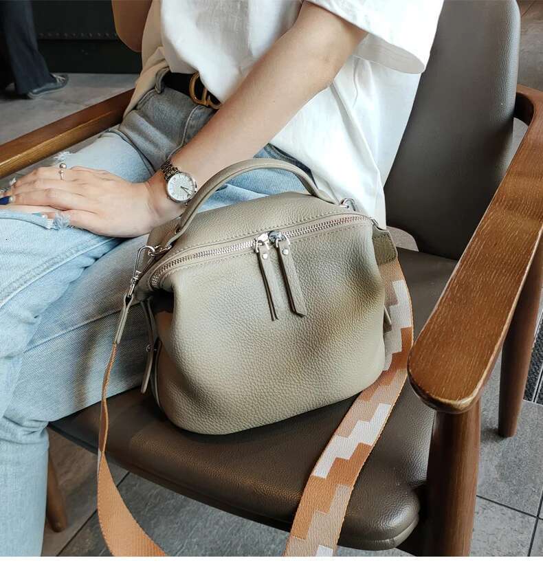 Genuine Leather Small Shoulder For Women Ladies Soft Handbag Purse With Tassels Female Casual Messenger Crossbody Bag Blue