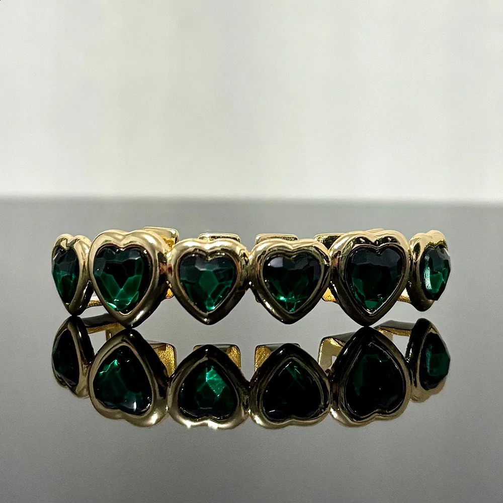 RACHELZ 6/6 Green Zircon Heart Teeth Caps Dental Grills Hip Hop Top Bottom CZ Stone Tooth For Women Men Jewelry 250107