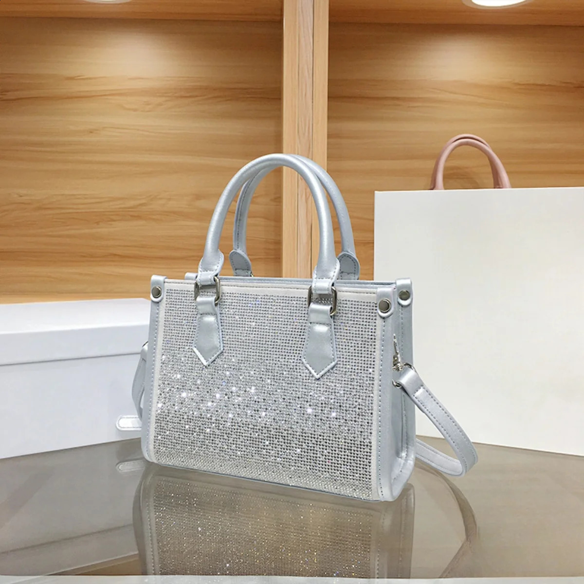 Small Niche High-end Banquet Bag Water Womens Large Capacity Diamond Studded Single Shoulder Handbag 250110