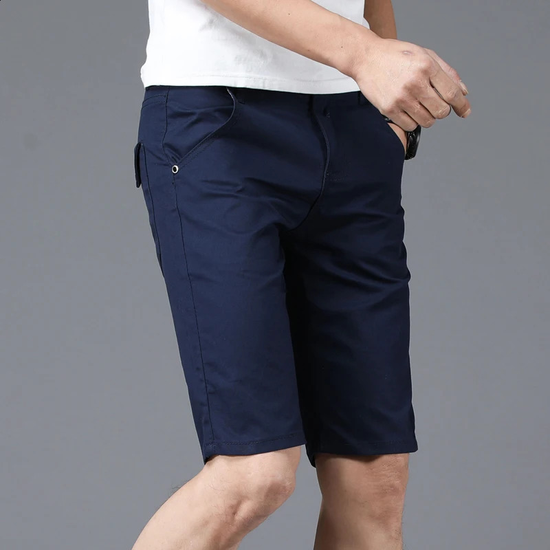 2024 Summer Thin Casual Shorts Mens Big Pocket Pants Fashion Straight Slim Male Knee Length Beach 250103