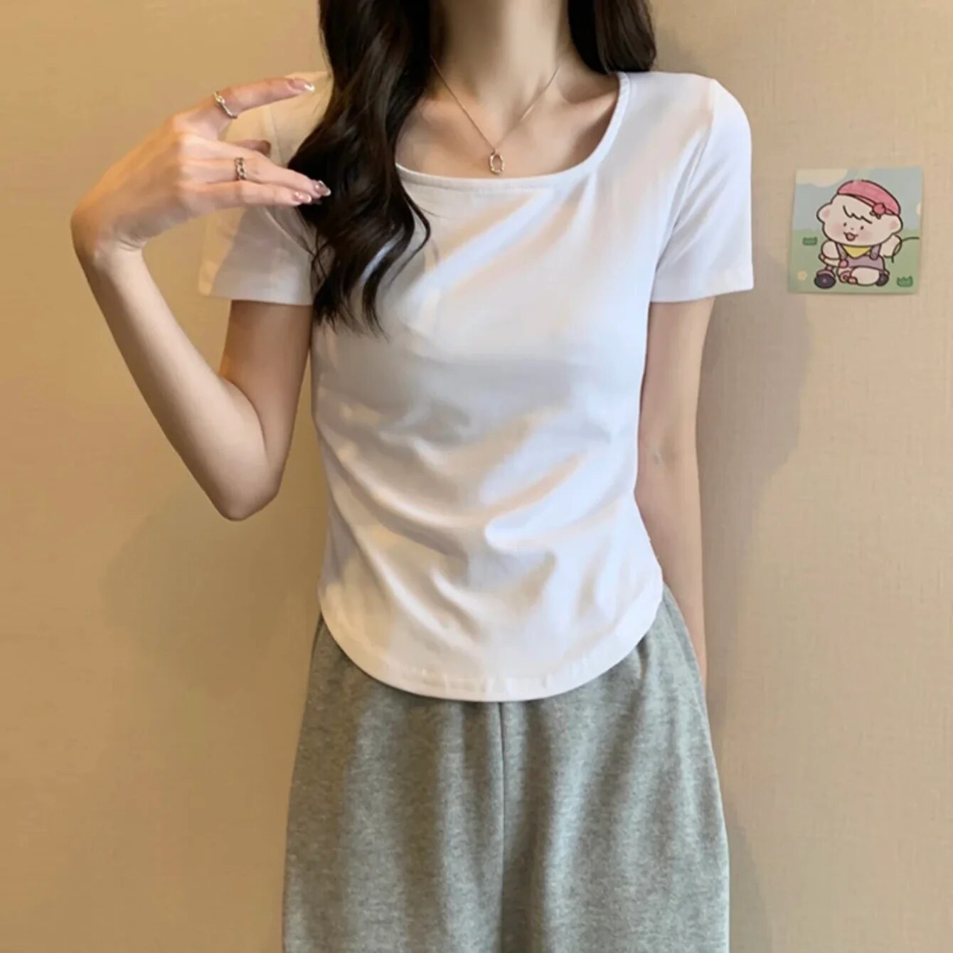 Women's Short-Sleeved T-Shirt U Neck Blouse Slim Fit Korean Style Casual Polyester Fabric Summer