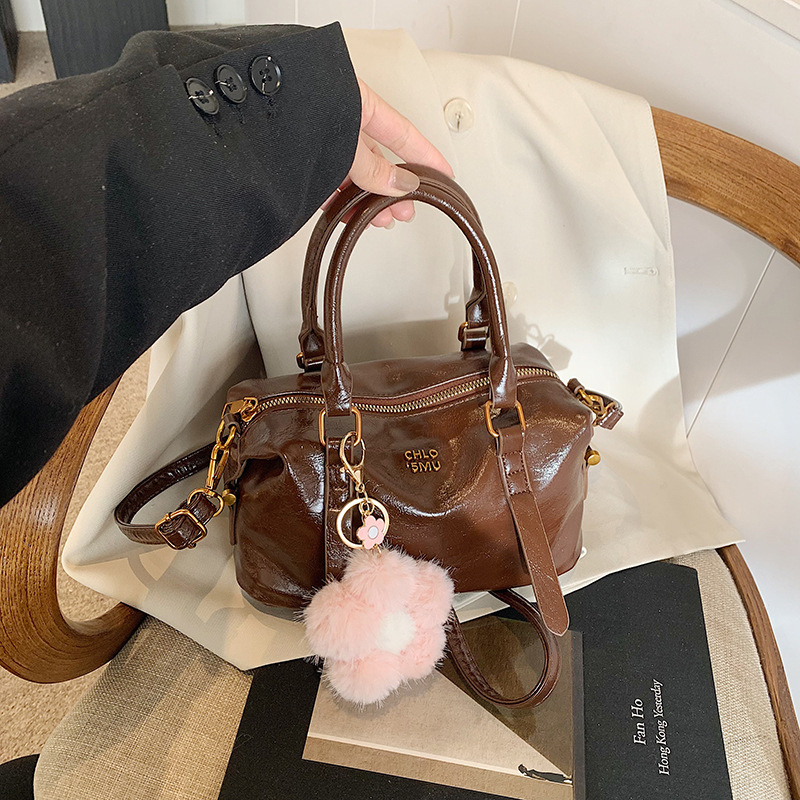 2025 Spring New Fashionable Handbag High quality Multi functional Shoulder Crossbody Bag Designer Popular Fashion Women's Shoulder Bag