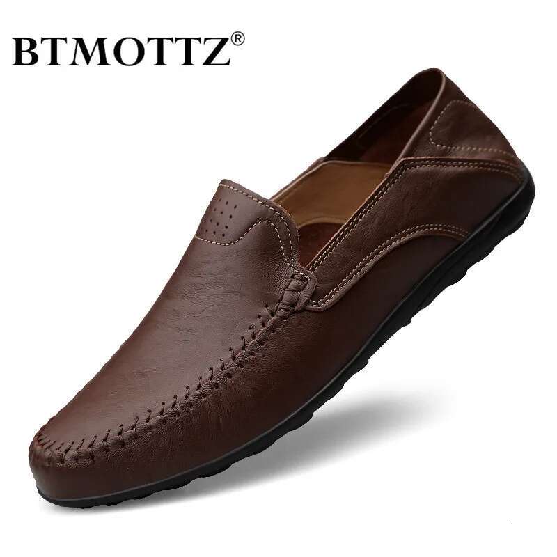Genuine Leather Mens Casual Brand Soft Men Loafers Moccasins Breathable Slip On Male Boat Shoes Plus Size 37-47