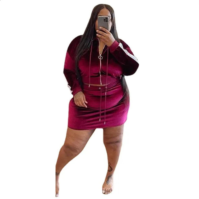Wmstar Plus Size Women Clothes Velvet Sweatsuit 2 Two Piece Set Hoodie Mini Skirts Sets Matching Outfits Wholesale Drop y250122