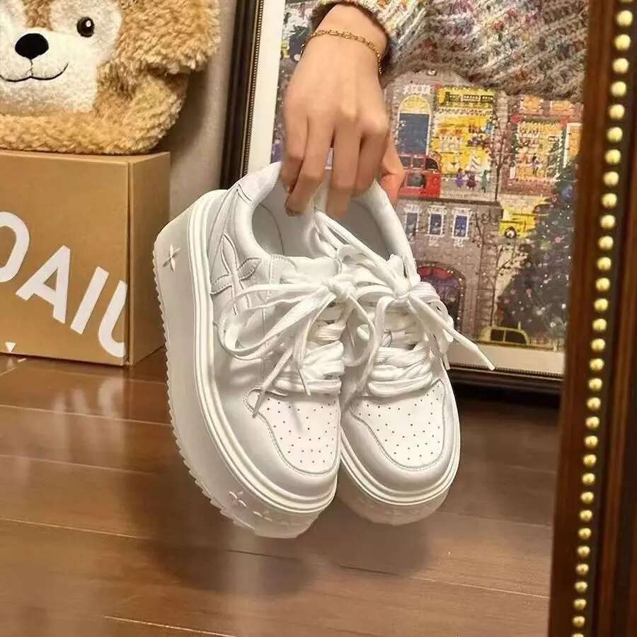 White Women Designer Round Toe Platform Shoes Outdoor Causal Concise Sneakers For Students Spring