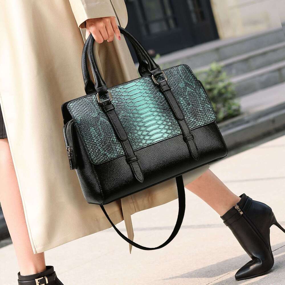 Women's Bags handbag Handbag, high-end snake pattern women's fashionable commuting middle-aged mother's large capacity tote bag, single