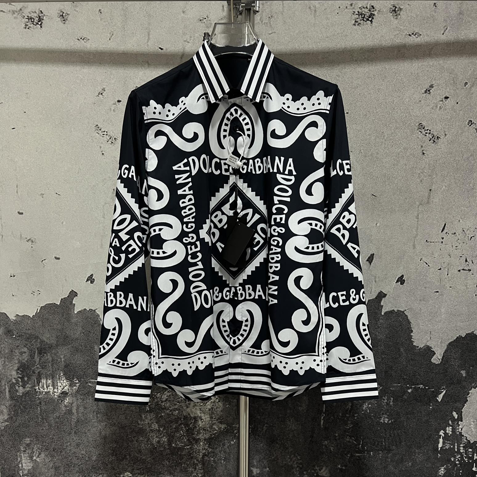 2025 Designer dress shirt Button Up Dress Shirt Formal Business Casual Long-sleeved Mens Shirts Breathable Long Sleeve Brand Fashion Casual shirt Clothing M-3XL 24