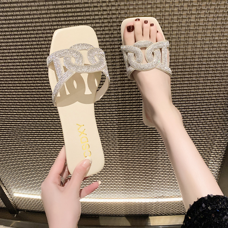 hot free shipping designer Sandals for woman 2025 breathable and fashionable Outdoor Diamond studded one character drag white