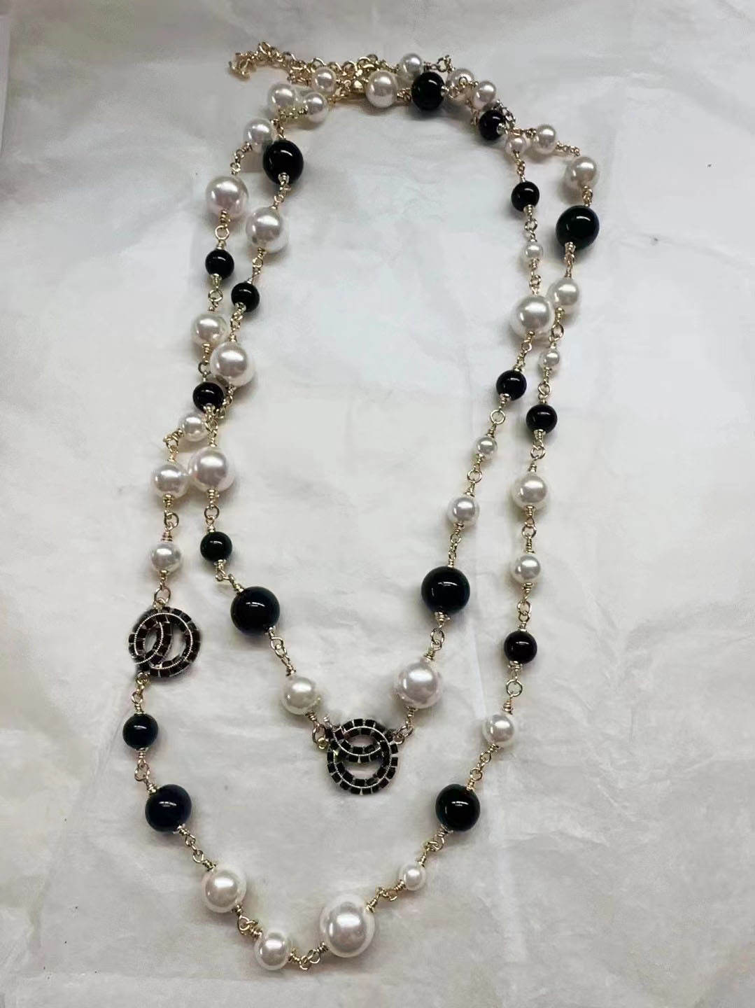 Fashion Charm Long Black and White Pearl Necklaces Chain For Women Men Party Wedding Lovers Gift Bride Designer Necklace Jewelry With flannel bag