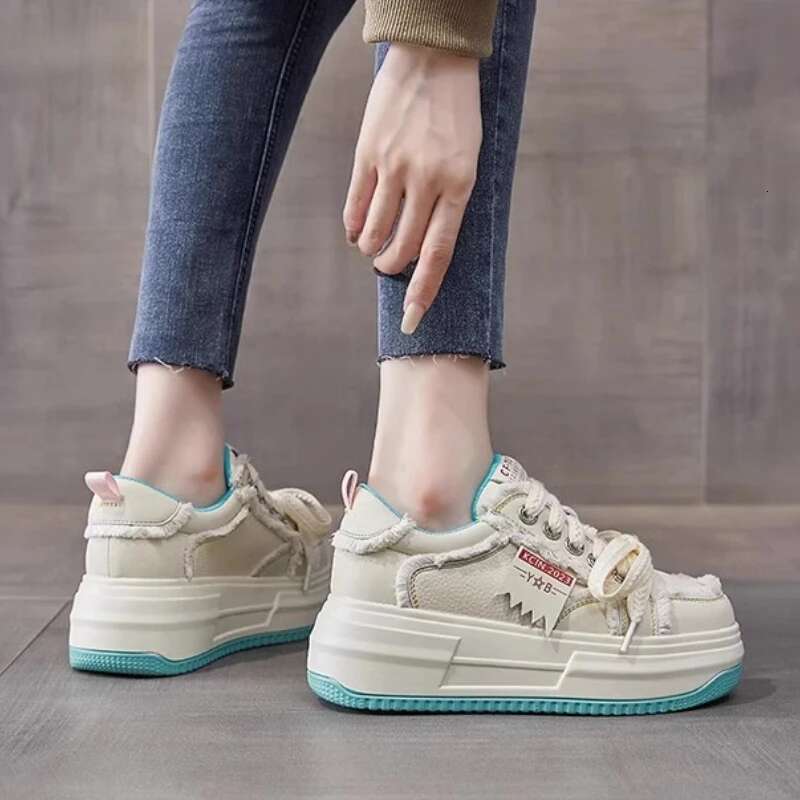 2025 New Height Increase 7cm Cow Leather Board Shoes Mixed Color Women's Thick Sports Shoes Designer Fashion Platform Sloping Heel Thick Soled Wo