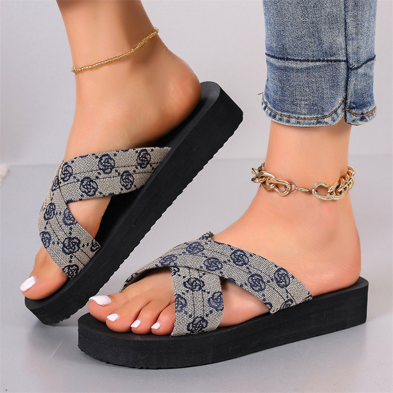 hot free shipping designer Sandals for woman 2025 new Minimalist Vintage Classics breathable and fashionable Daily Outfit khaki
