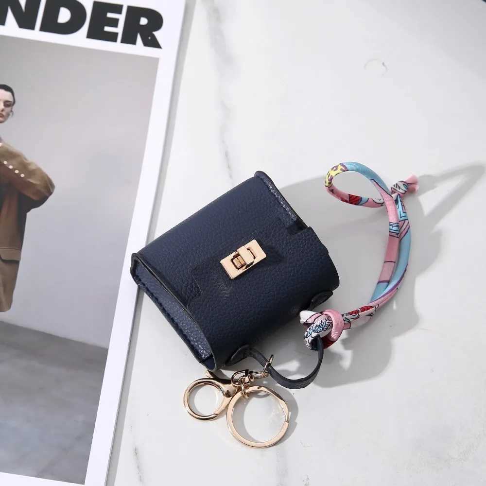 Keychains Lanyards Lipstick pocket mini headset coin purse pendant key ring handbag chain gift H250113