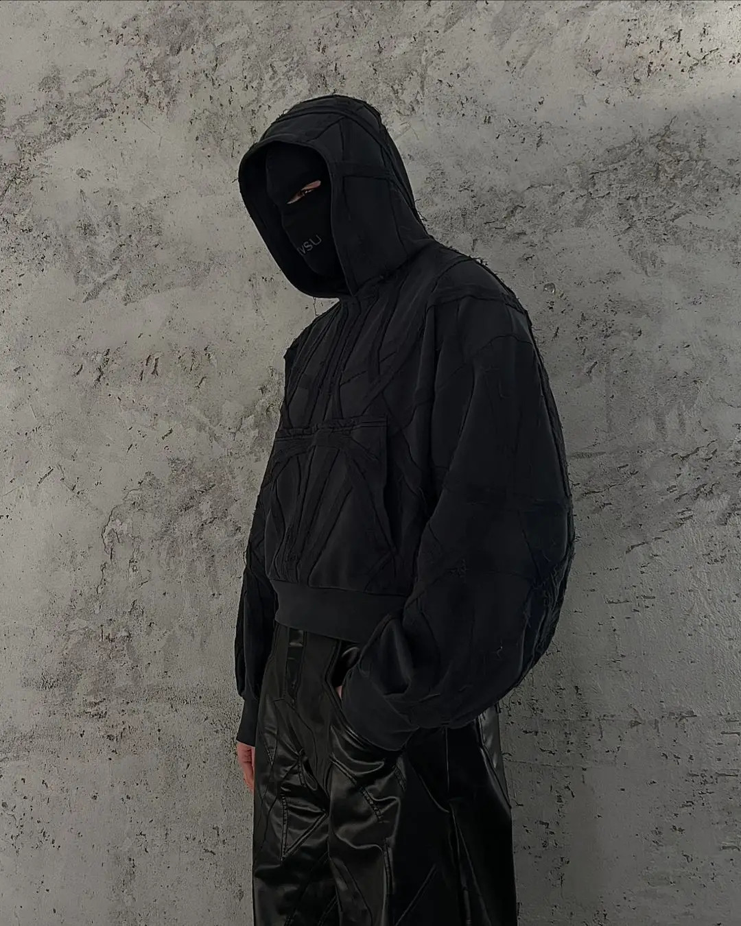 Y2k retro black gothic sweatshirt mens and womens oversized loose patch work striped long sleeved hooded sweatshirt 250110