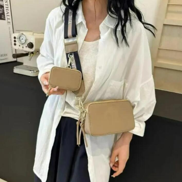 Camera Bag Designer Handbags Women Wide Shoulder Straps Shoulders Bags Wallet Cross body Flap