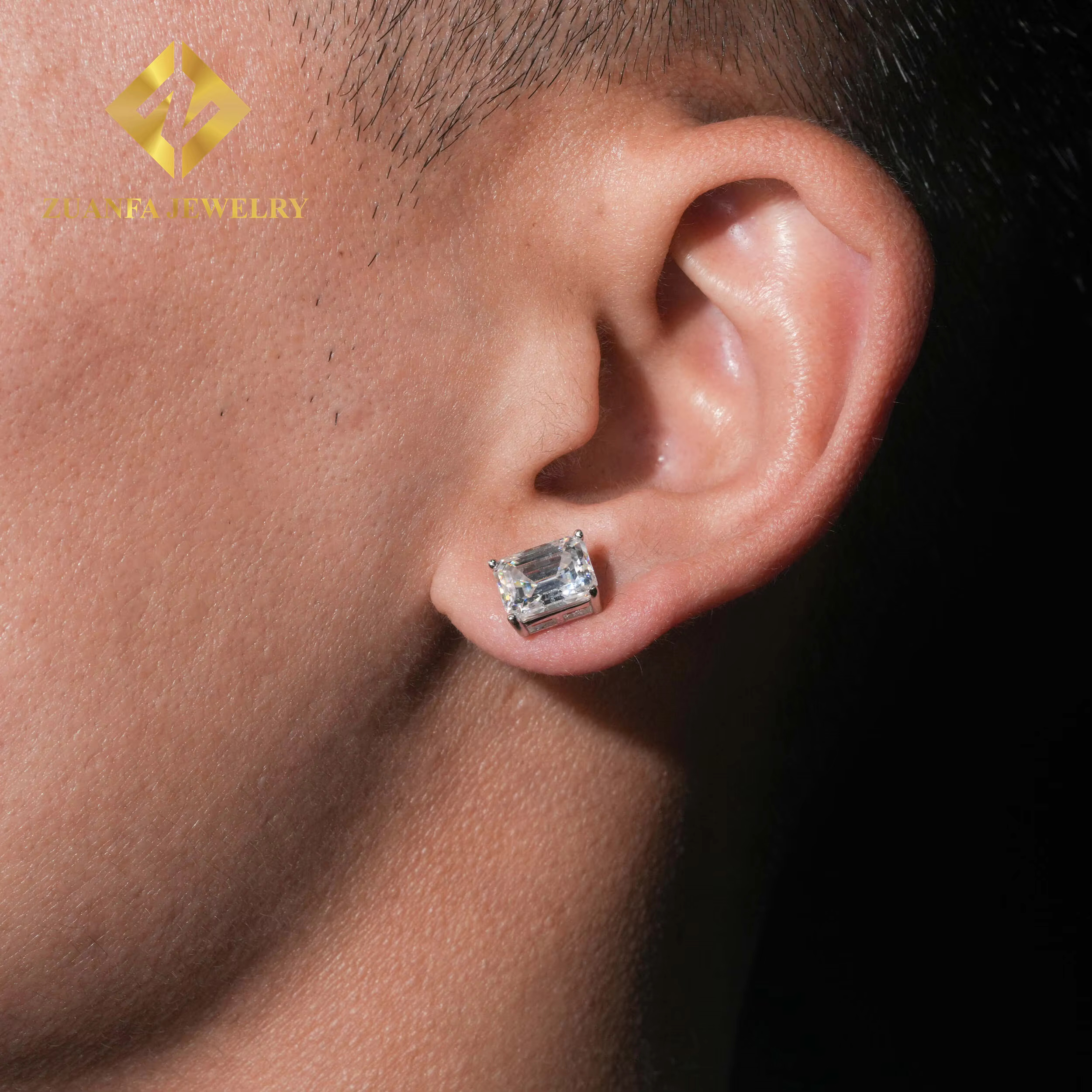 Men Women Fashionable Ear Studs Sterg Sier White Gold VVS 2CT 4CT 6CT 8CT 10CT Emerald Cut Moissanite Stud Earrings