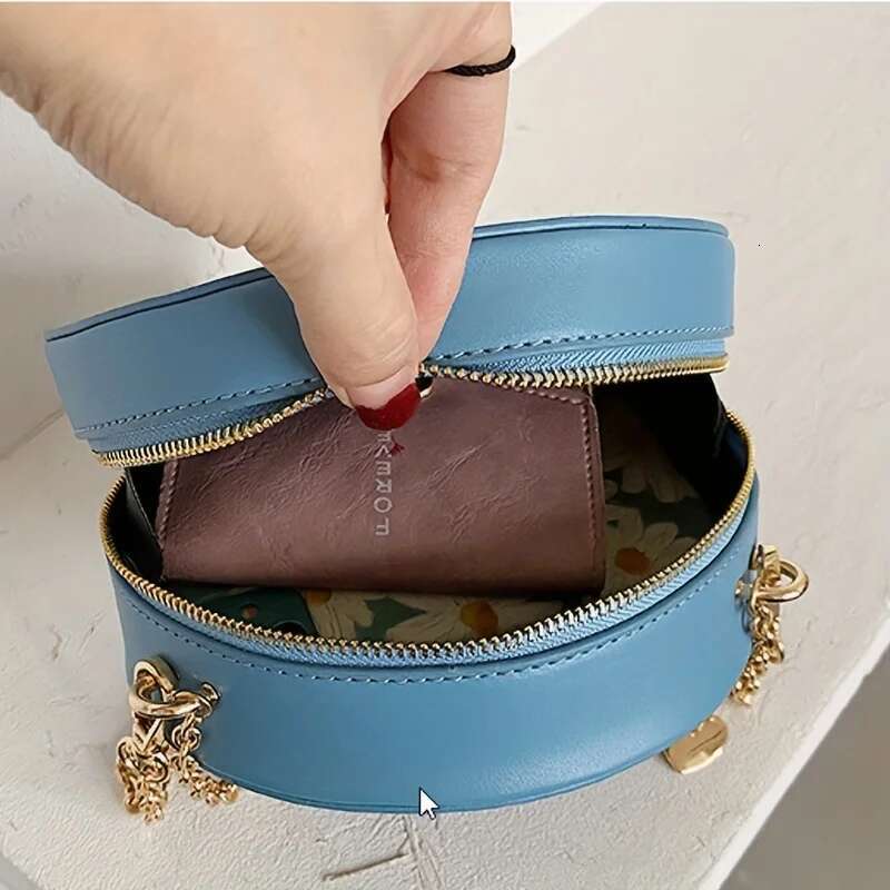 Mini Embroidered Round Chain Heart Decor Crossbody Bag, Star Moon Pattern Circle Purse Valentine's Day Gift