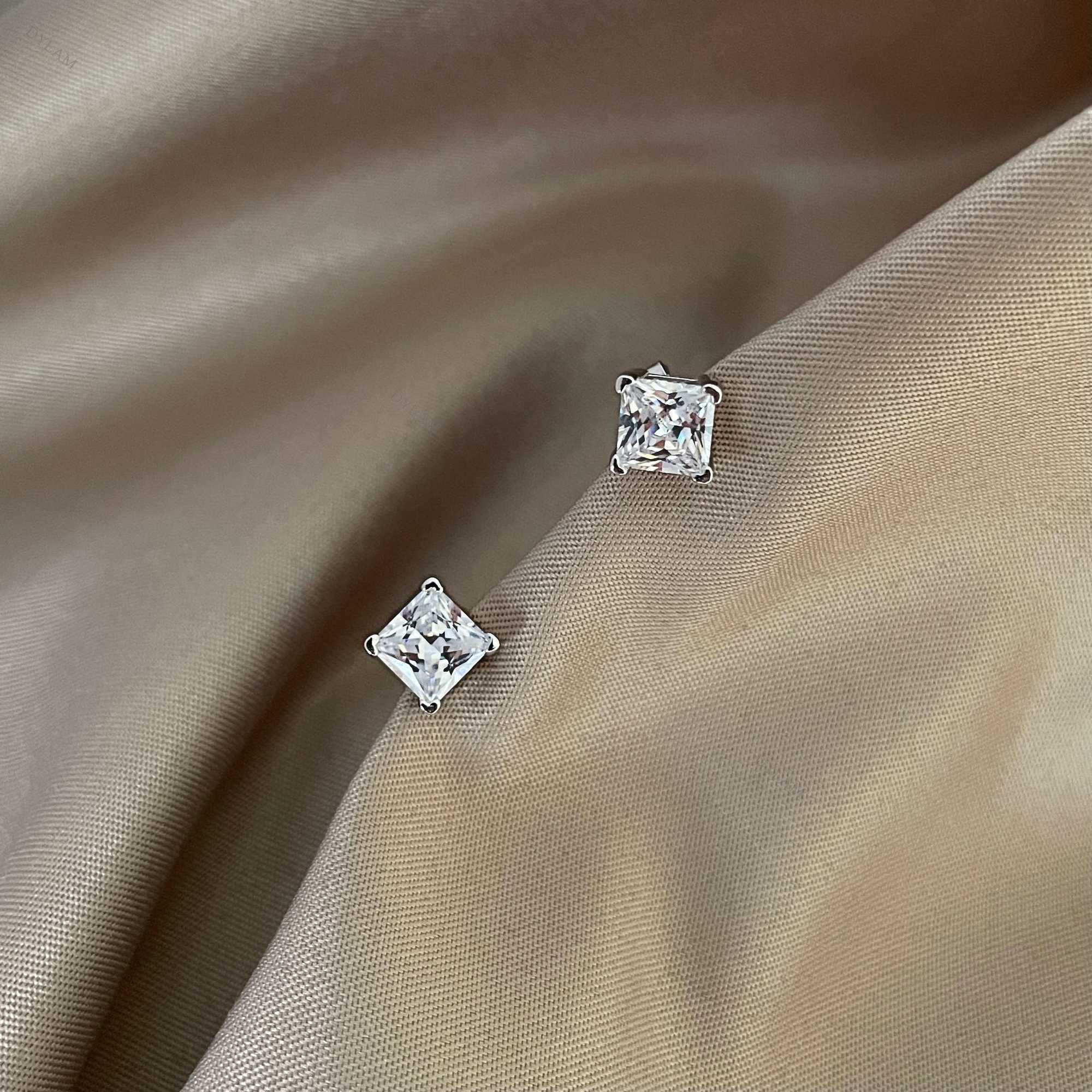 2022 Luxury Diamond Moissanite 5A Zirconia Designer Earring Set Wedding 925 Sterling Silver Stud Fashion Jewelry Earrings Women