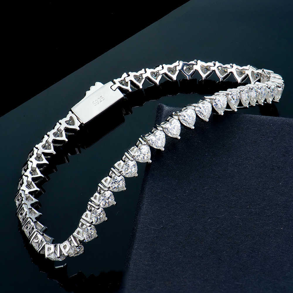 Pass Diamond Tester 925 Silver 4*4mm Heart Shape VVS DEF Mossanite Diamond Tennis Bracelet Fashion Jewelry For Party For Wedding