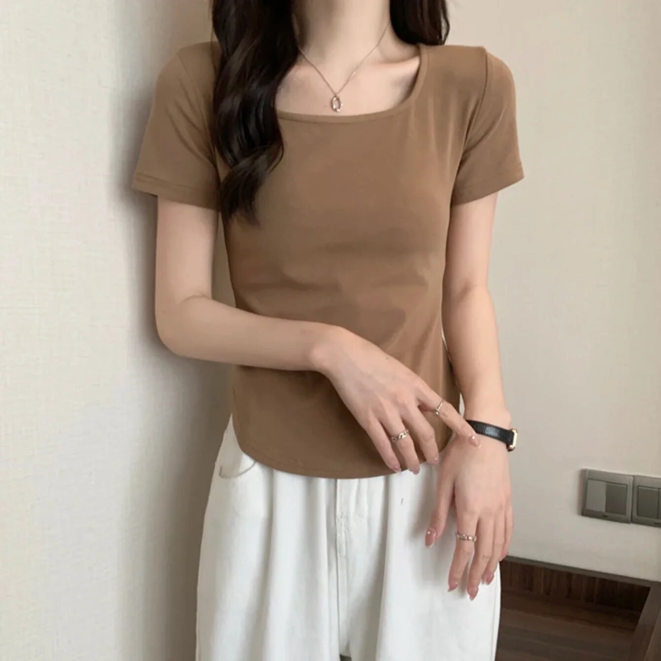 Women's Short-Sleeved T-Shirt U Neck Blouse Slim Fit Korean Style Casual Polyester Fabric Summer