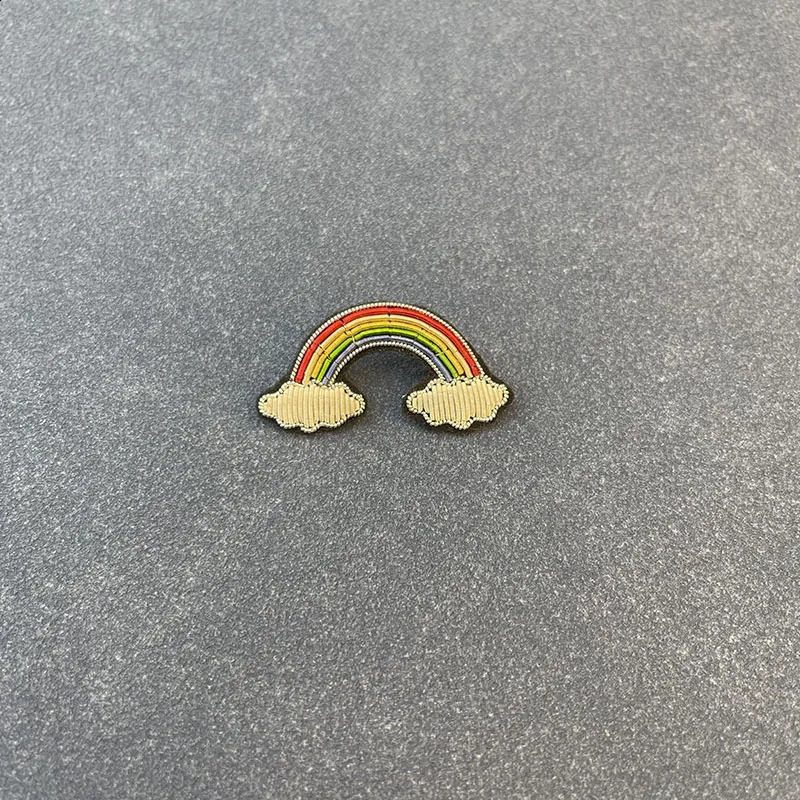 Cloud Starry Sky Hand-Stitched French n Creative Simple Fashion Indian Silk Brooch 250103