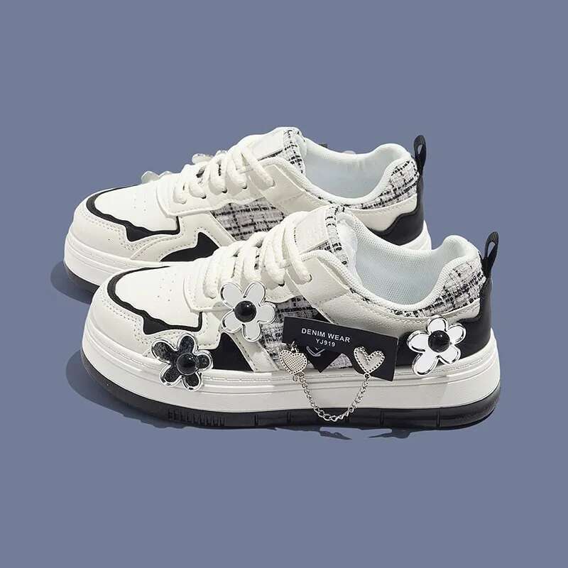 Platform Sneakers Women Wer Kawaii Shoes Sports Cute Vulcanize Korean Fashion Footwear Tennis Female Casual Flats Skateboard