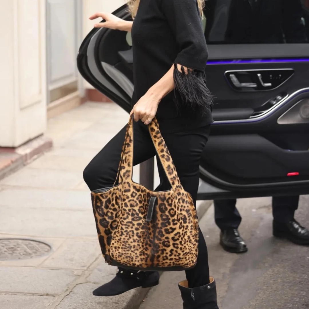 Bea Tote Designer Bag Women Handbag Large Capacity Totes High Quality Suede Crossbody Shoulder Black Purse Shopping Bags