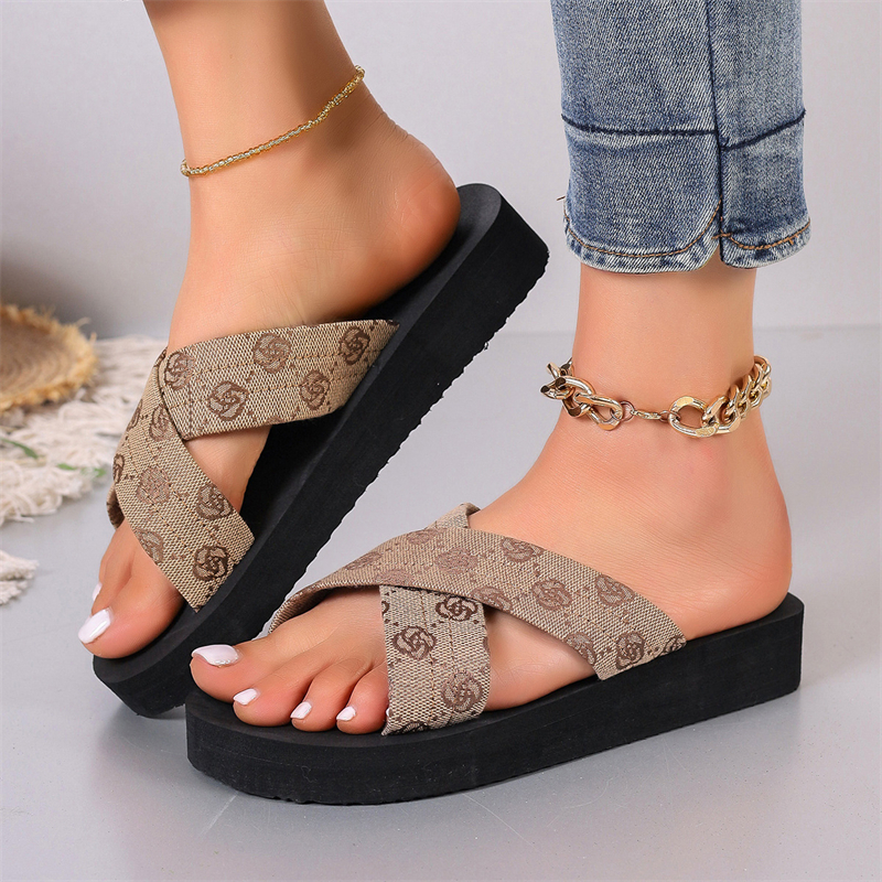 hot free shipping designer Sandals for woman 2025 new Minimalist Vintage Classics breathable and fashionable Daily Outfit khaki