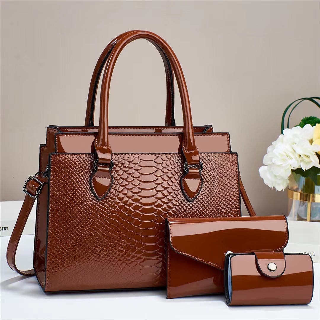 Mother And Child Bag 2025 New Fashion Multi Piece Set With Crocodile Pattern Single Designer Handbag Shoulder Crossbody Handbag