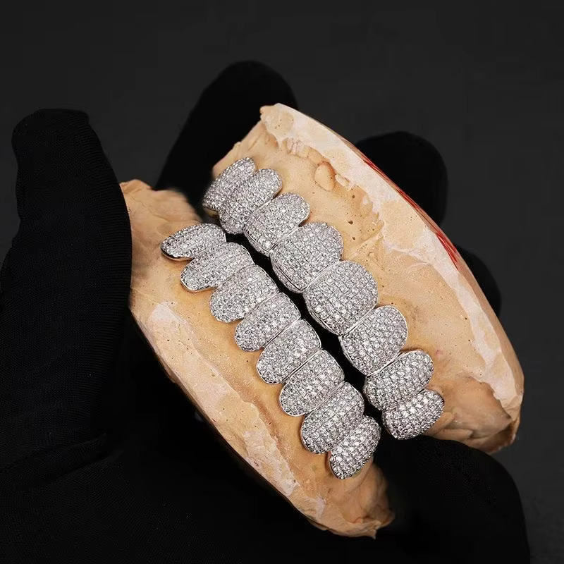 Custom Hip Hop Teeth Top 8 Bottom Fully Iced Out Sterg Sier Dia Moissanite Grillz For Mens