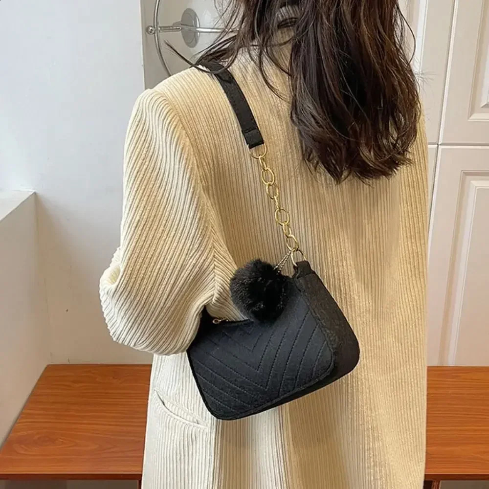 Fashion Women Handbag Solid Color Casual Mini Underarm Bag Female Chain Shoulder Pouch Ladies Felt Tote Bag 250106