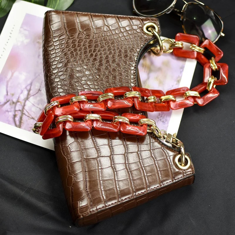 High quality acrylic chain colored womens acrylic shoulder bag with fashionable solid color or mixed color messenger handbag strap 250109