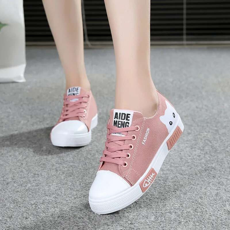 2025 Vulcanized Women Flats Canvas Female Cartoon Cat Women's Platform Sneakers Ladies Board Shoes Round Toe Plus Size 40