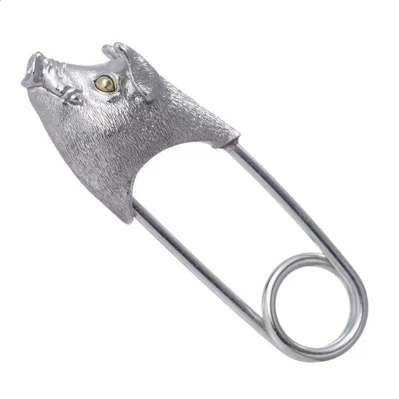 Retro Brass pig shape Brooch pighead Pin Animal series Pendant Key Chain Bag Hanging Exquisite Handmade Accessories 250103
