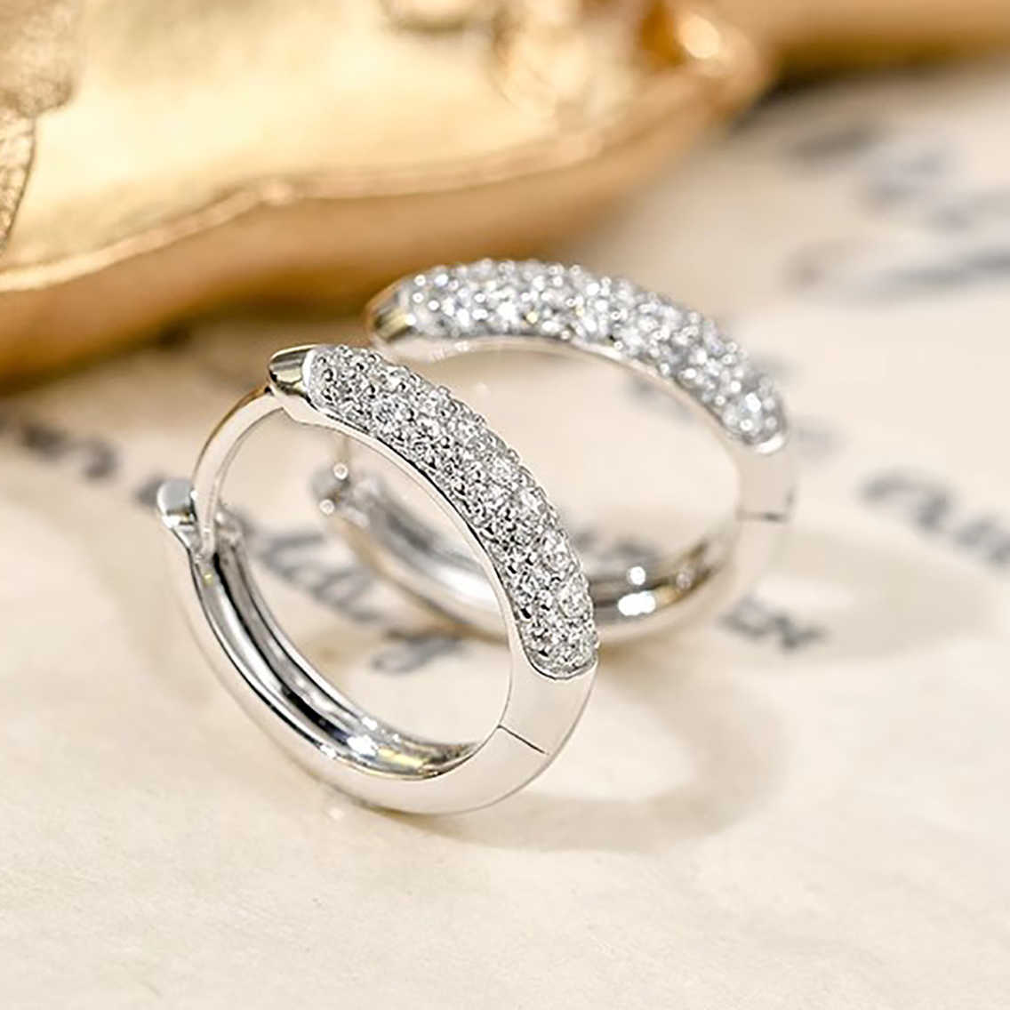 CAOSHI Elegant Paved Full Imitated Moissanite Circle Earrings For Fashion Party Women Wedding Silver Plated CZ Hoop Earrings OEM