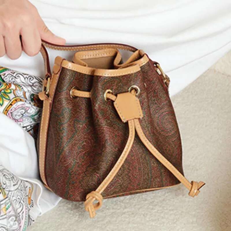Fashion Woman Small Women Crossbody Bags Leather Shoulder Female Bag Tote Bucket