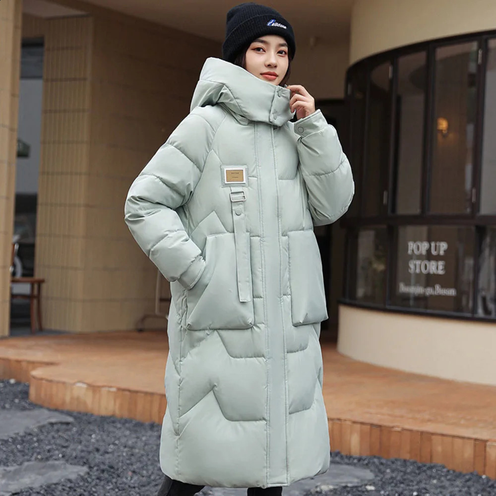Winter Long Parkas Women Down Padded Coat Puffer Jacket Leather Label Hooded Big Pocket Polyester Fabric Cotton Snow Outwear 250108