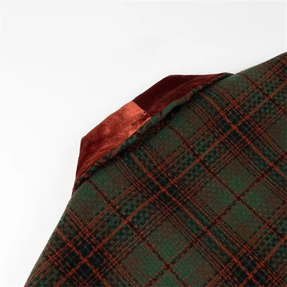 AutumnWinter Womens Casual Fashion Versatile Collar Pocket Checkered Wool Long Coat 250102